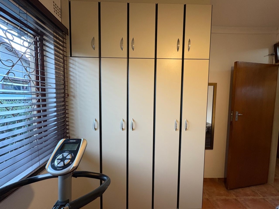 3 Bedroom Property for Sale in Vanrova KwaZulu-Natal