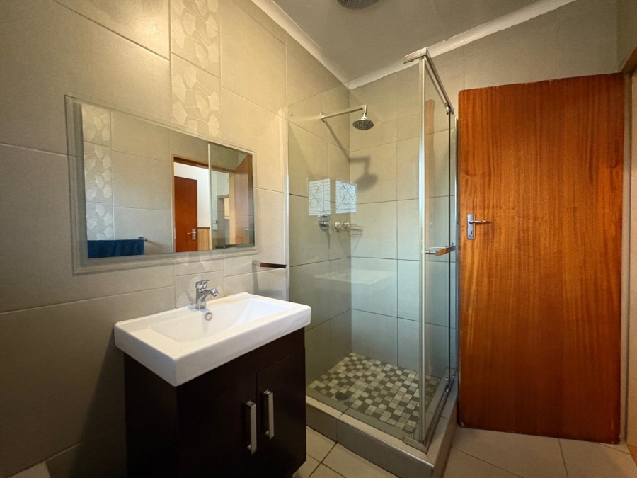 3 Bedroom Property for Sale in Vanrova KwaZulu-Natal
