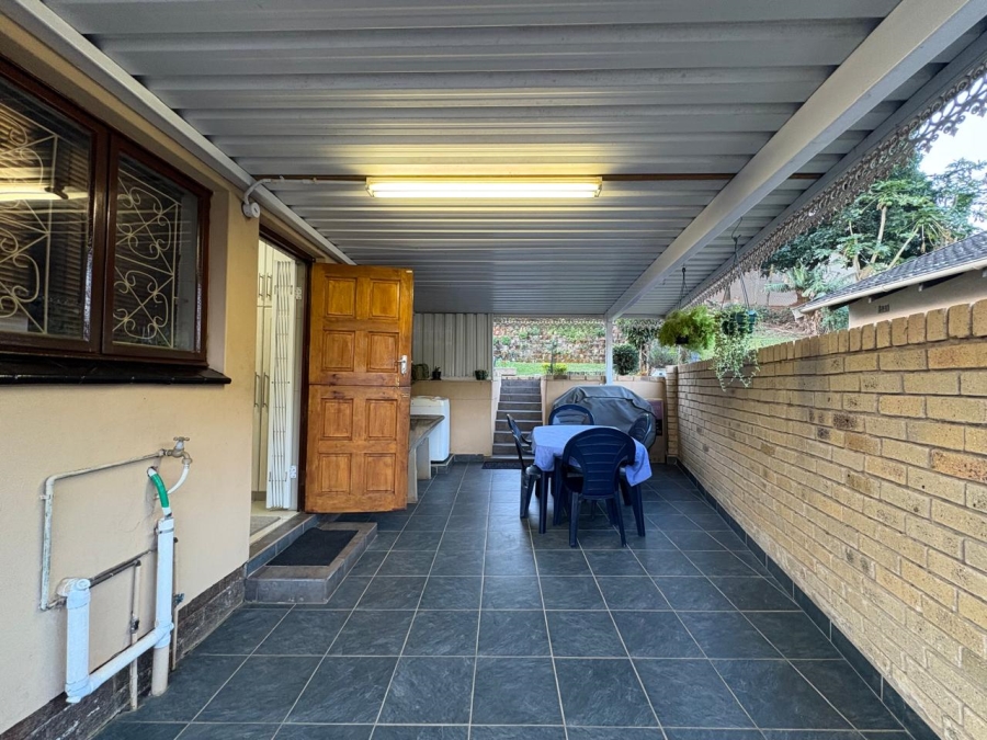 3 Bedroom Property for Sale in Vanrova KwaZulu-Natal