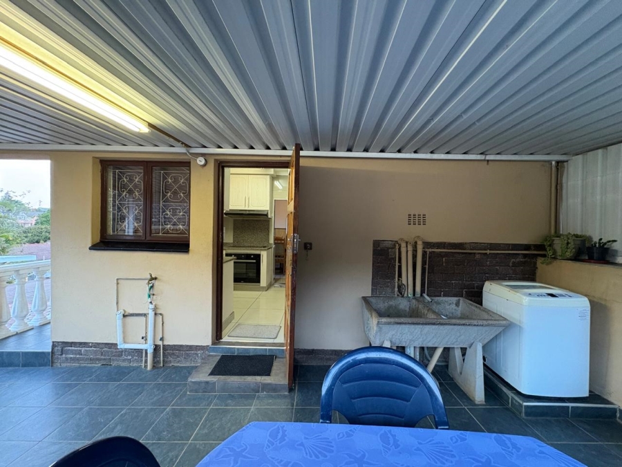 3 Bedroom Property for Sale in Vanrova KwaZulu-Natal