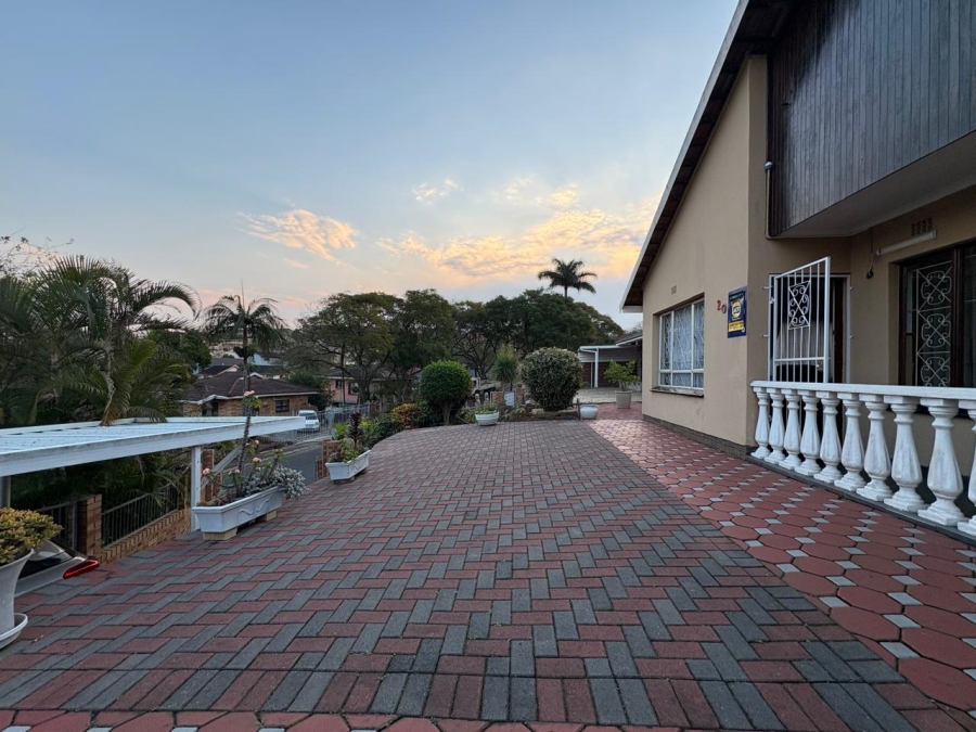 3 Bedroom Property for Sale in Vanrova KwaZulu-Natal
