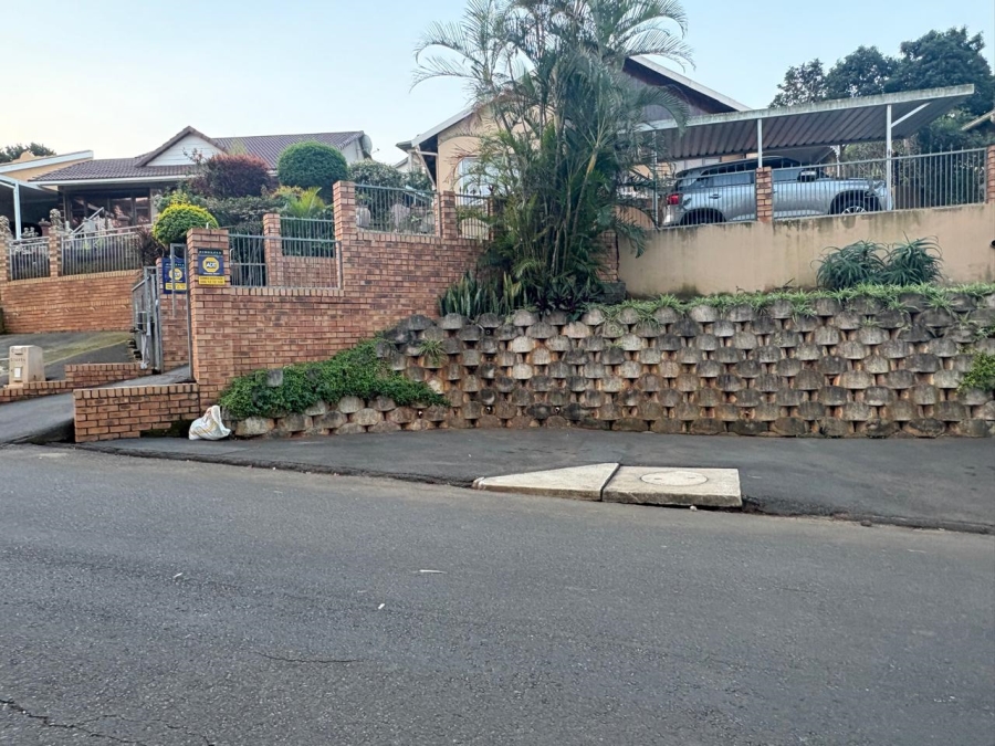 3 Bedroom Property for Sale in Vanrova KwaZulu-Natal