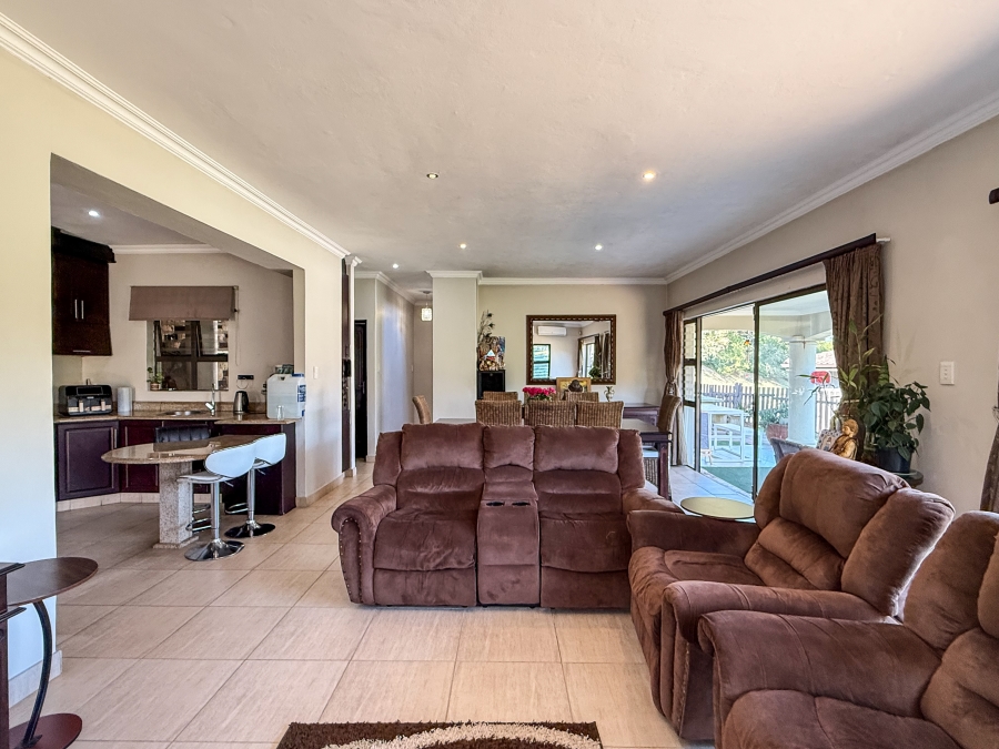 4 Bedroom Property for Sale in Seaward Estate KwaZulu-Natal