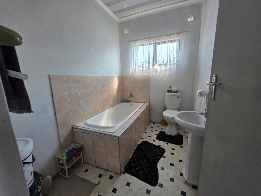 3 Bedroom Property for Sale in Pinetown KwaZulu-Natal