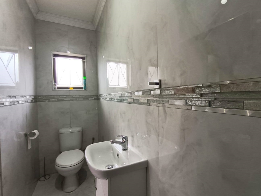 3 Bedroom Property for Sale in Avoca KwaZulu-Natal