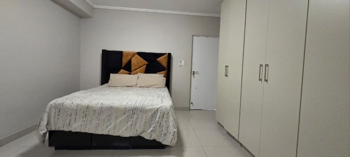 To Let 2 Bedroom Property for Rent in Umhlanga Ridge KwaZulu-Natal
