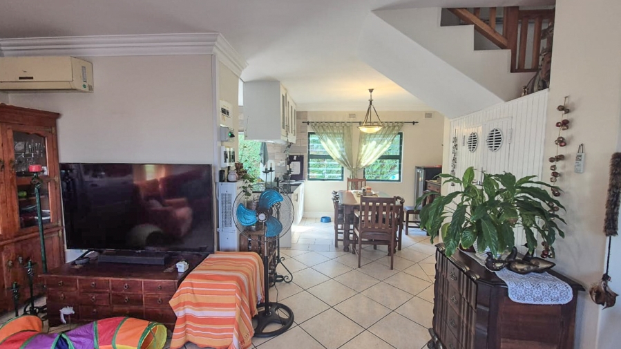3 Bedroom Property for Sale in Westbrook KwaZulu-Natal