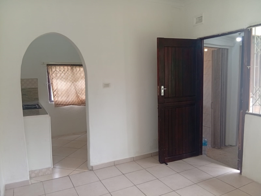To Let 1 Bedroom Property for Rent in Malvern KwaZulu-Natal