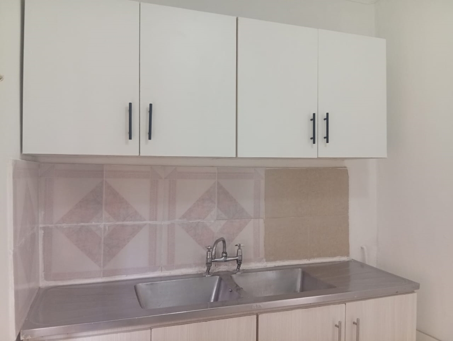 To Let 1 Bedroom Property for Rent in Malvern KwaZulu-Natal