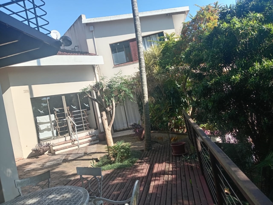 12 Bedroom Property for Sale in Amanzimtoti KwaZulu-Natal