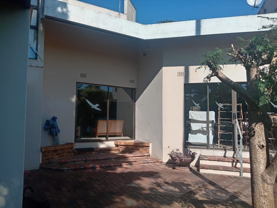 12 Bedroom Property for Sale in Amanzimtoti KwaZulu-Natal