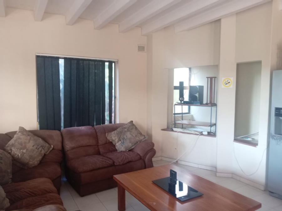 12 Bedroom Property for Sale in Amanzimtoti KwaZulu-Natal