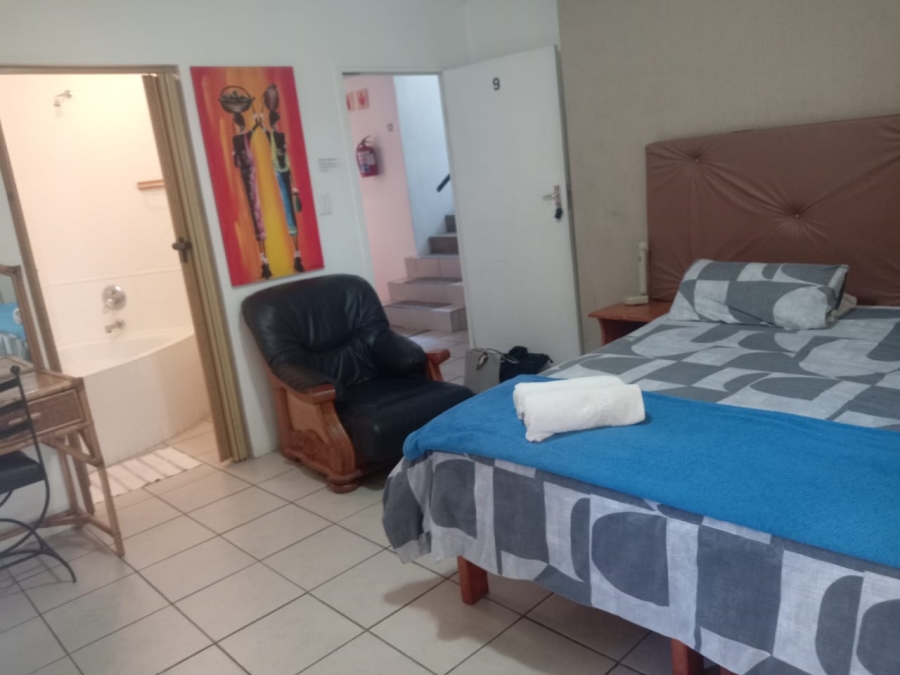 12 Bedroom Property for Sale in Amanzimtoti KwaZulu-Natal