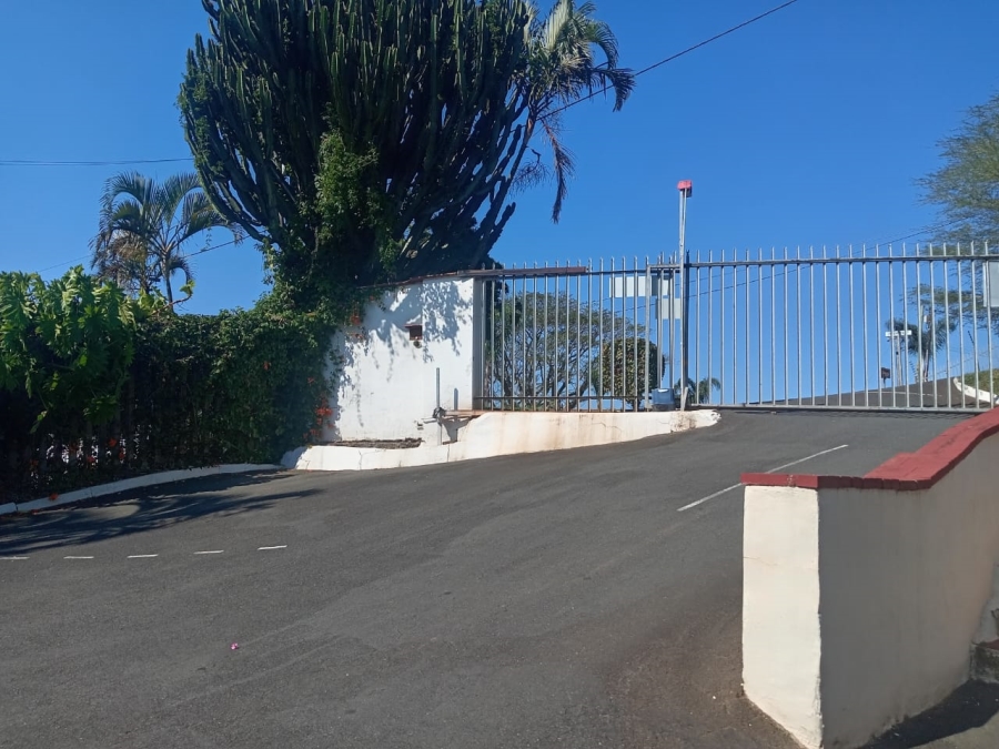 12 Bedroom Property for Sale in Amanzimtoti KwaZulu-Natal