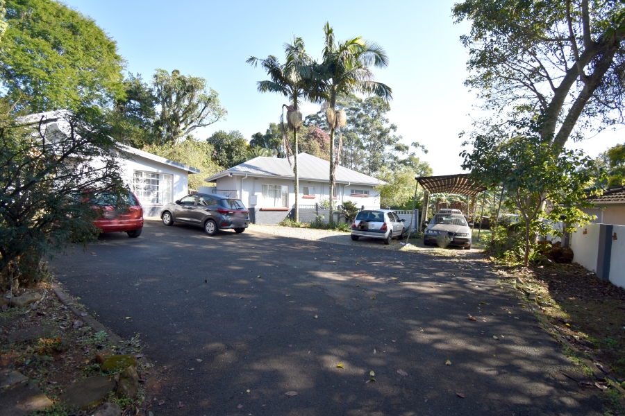 7 Bedroom Property for Sale in Athlone KwaZulu-Natal