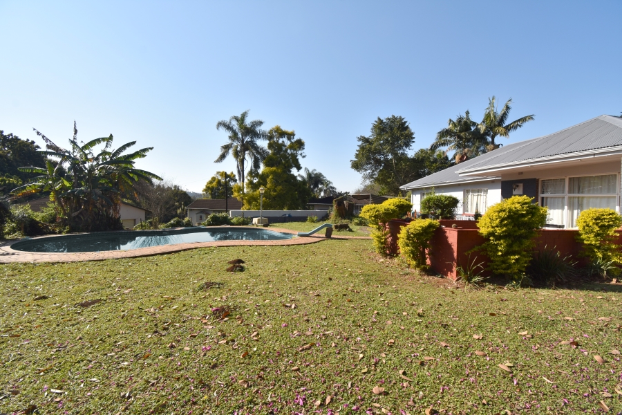 7 Bedroom Property for Sale in Athlone KwaZulu-Natal