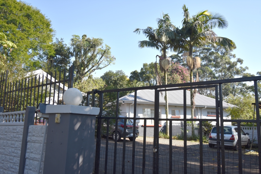7 Bedroom Property for Sale in Athlone KwaZulu-Natal