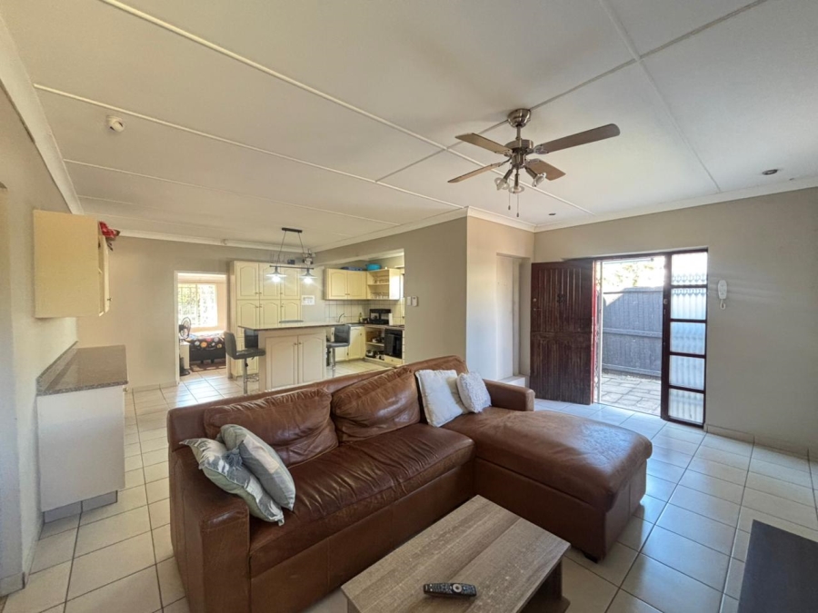 To Let 4 Bedroom Property for Rent in Westville Central KwaZulu-Natal