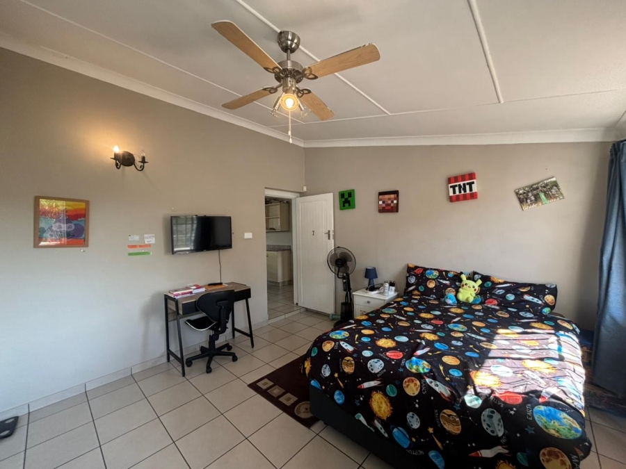 To Let 4 Bedroom Property for Rent in Westville Central KwaZulu-Natal