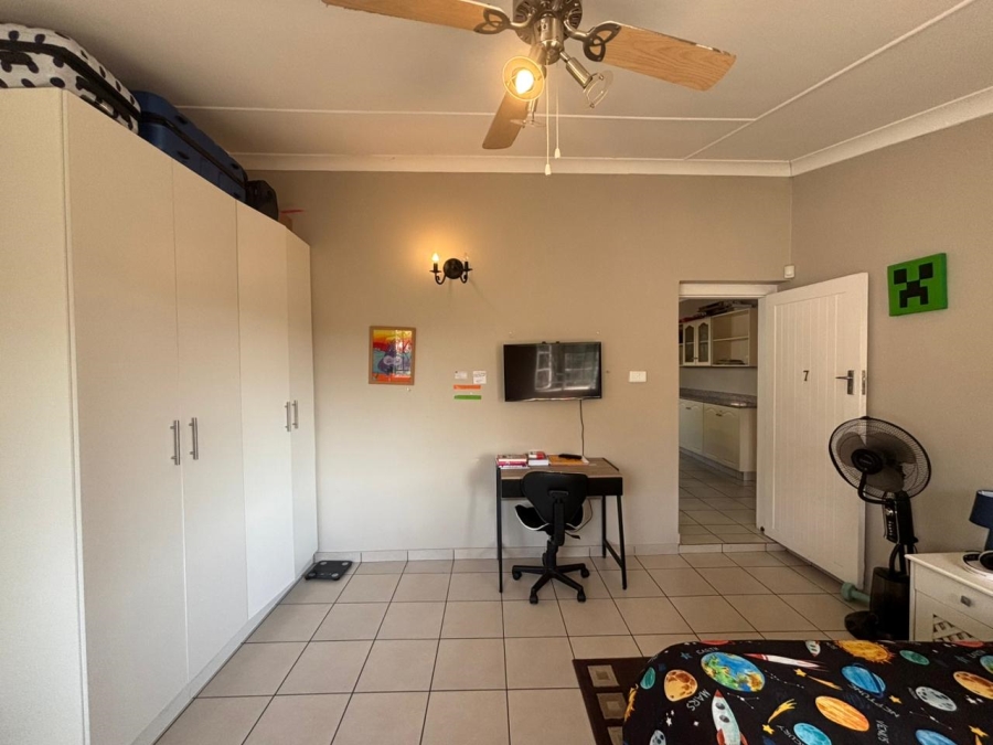 To Let 4 Bedroom Property for Rent in Westville Central KwaZulu-Natal