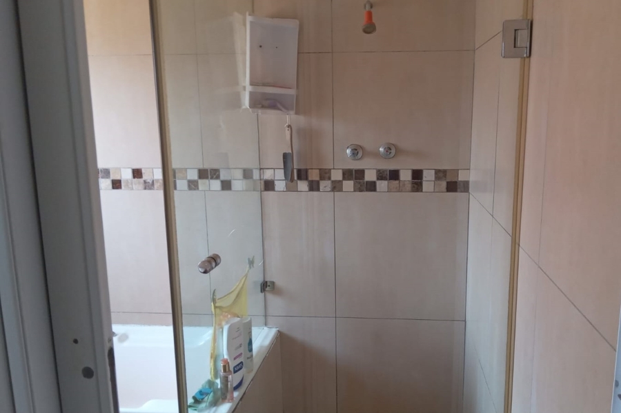 4 Bedroom Property for Sale in Newholme KwaZulu-Natal