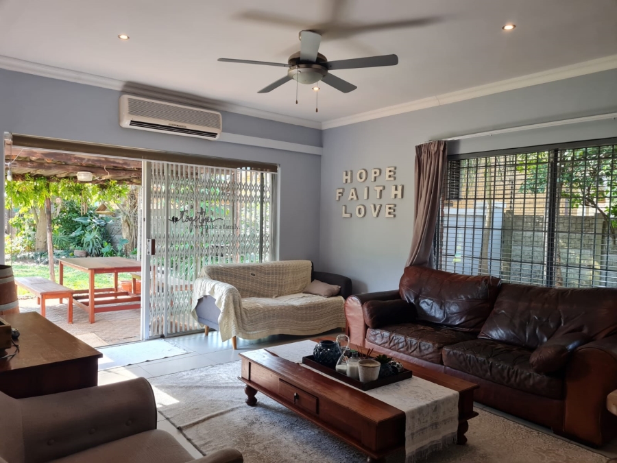 4 Bedroom Property for Sale in Meer En See KwaZulu-Natal