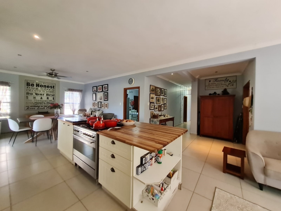 4 Bedroom Property for Sale in Meer En See KwaZulu-Natal