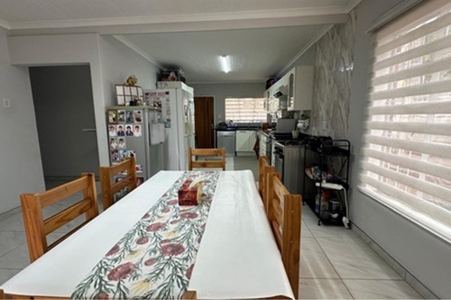 3 Bedroom Property for Sale in Huttenheights KwaZulu-Natal