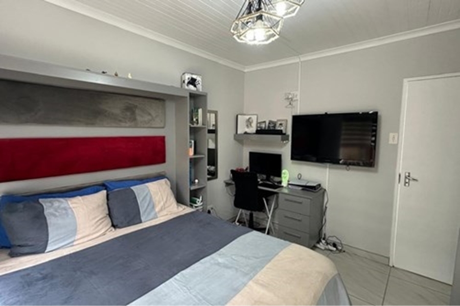 3 Bedroom Property for Sale in Huttenheights KwaZulu-Natal
