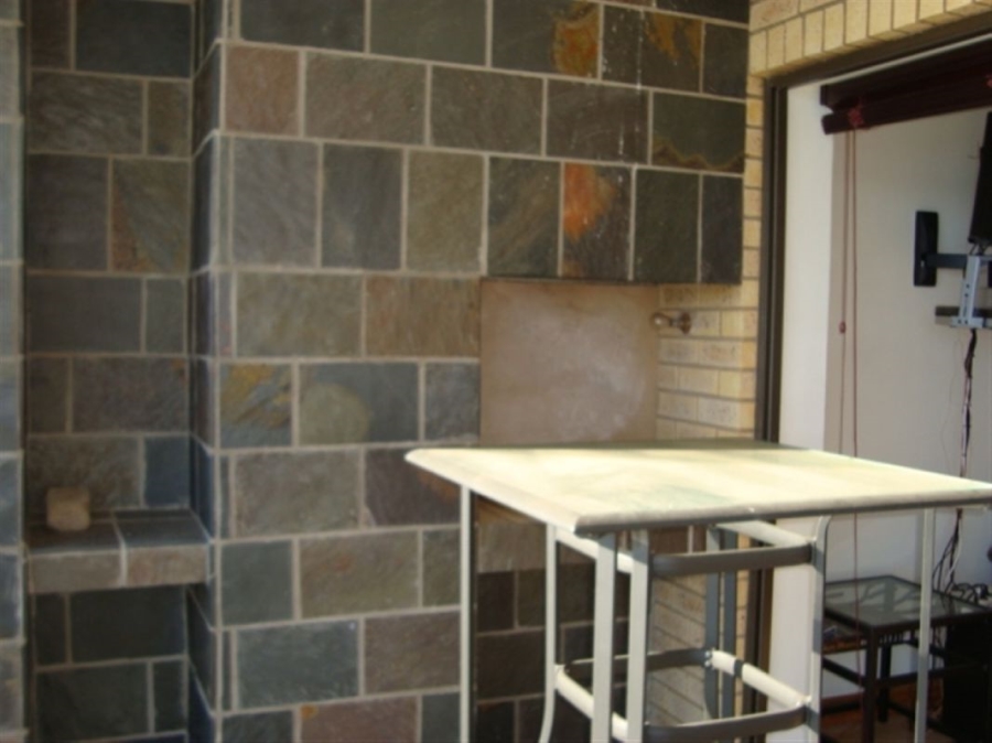 2 Bedroom Property for Sale in Morningside KwaZulu-Natal