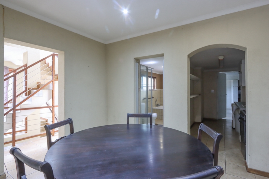 5 Bedroom Property for Sale in Freeland Park KwaZulu-Natal