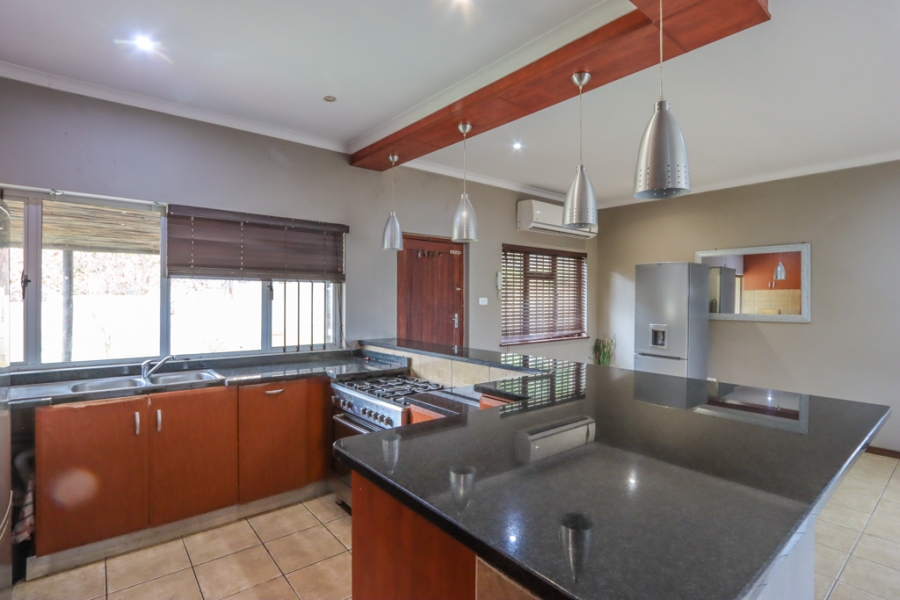 5 Bedroom Property for Sale in Freeland Park KwaZulu-Natal