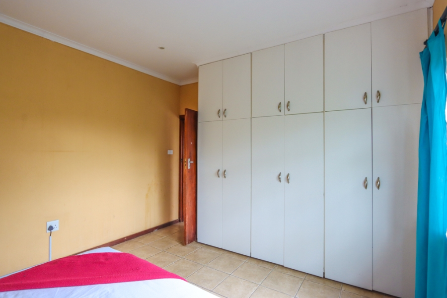 5 Bedroom Property for Sale in Freeland Park KwaZulu-Natal