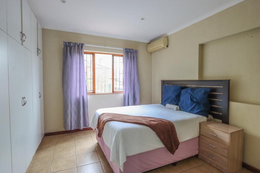 5 Bedroom Property for Sale in Freeland Park KwaZulu-Natal