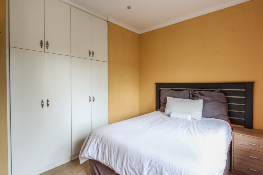 5 Bedroom Property for Sale in Freeland Park KwaZulu-Natal