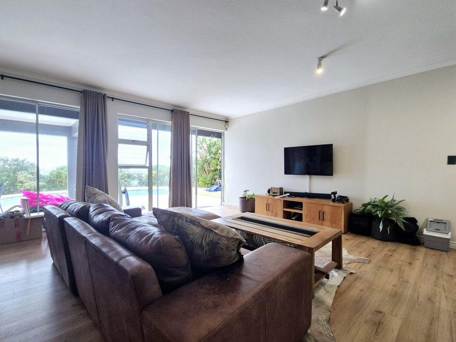 5 Bedroom Property for Sale in Umdloti Beach KwaZulu-Natal