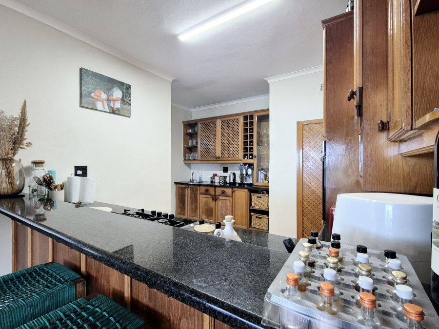 5 Bedroom Property for Sale in Umdloti Beach KwaZulu-Natal