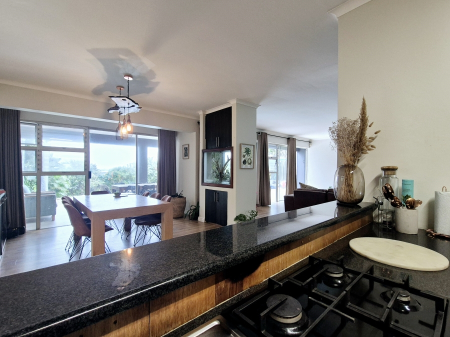5 Bedroom Property for Sale in Umdloti Beach KwaZulu-Natal
