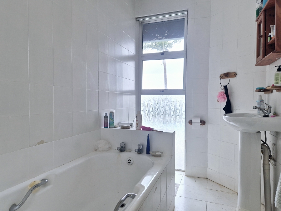 5 Bedroom Property for Sale in Umdloti Beach KwaZulu-Natal