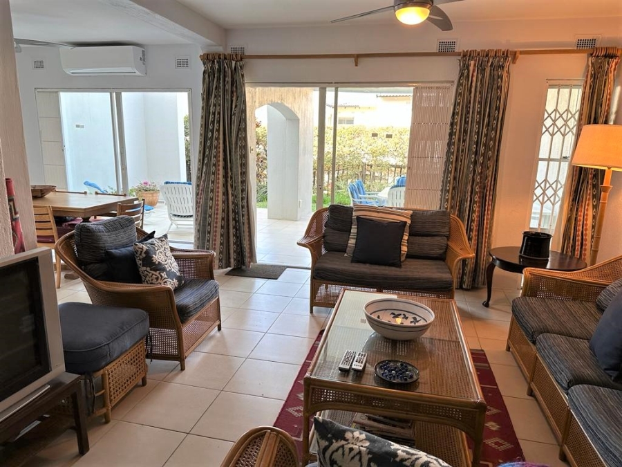 To Let 4 Bedroom Property for Rent in Umhlanga KwaZulu-Natal