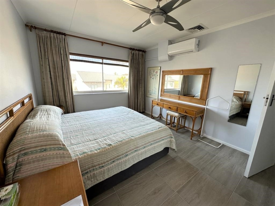To Let 4 Bedroom Property for Rent in Umhlanga KwaZulu-Natal