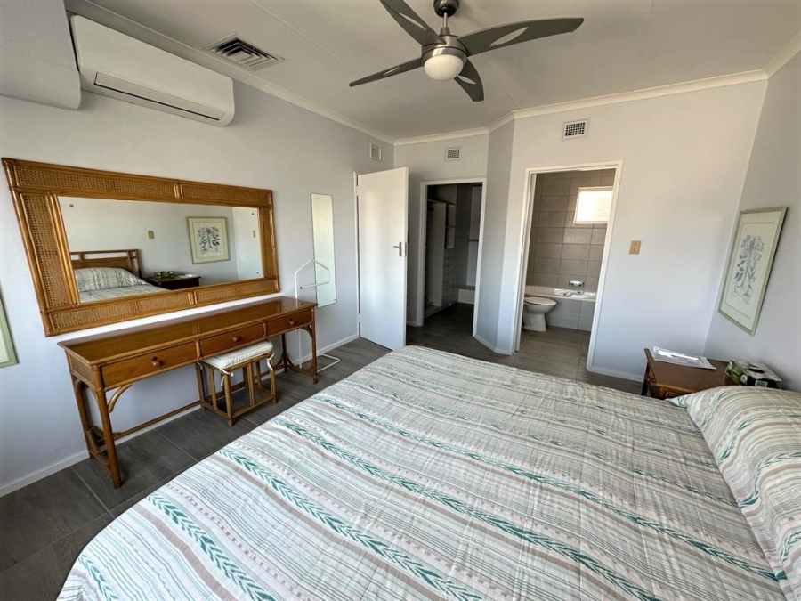 To Let 4 Bedroom Property for Rent in Umhlanga KwaZulu-Natal