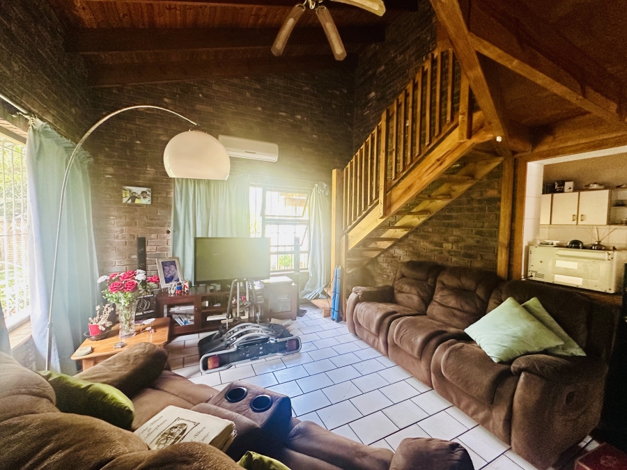 3 Bedroom Property for Sale in Meer En See KwaZulu-Natal