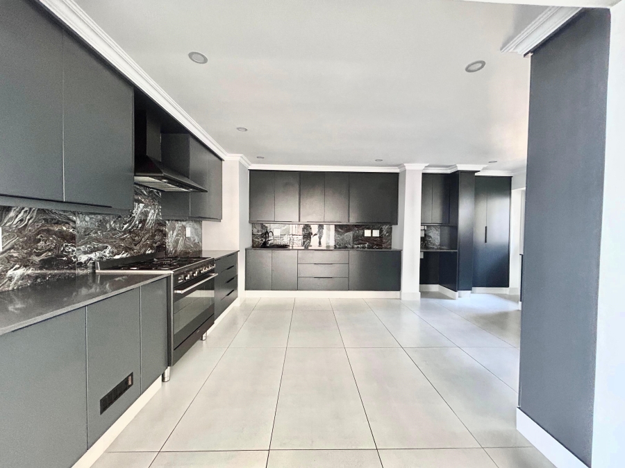 To Let 4 Bedroom Property for Rent in Ballito Central KwaZulu-Natal