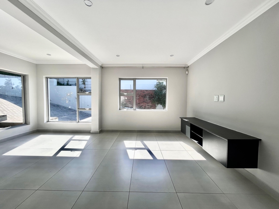 To Let 4 Bedroom Property for Rent in Ballito Central KwaZulu-Natal