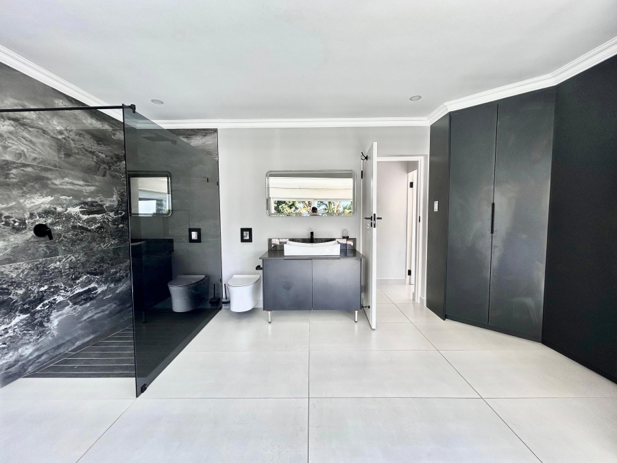 To Let 4 Bedroom Property for Rent in Ballito Central KwaZulu-Natal