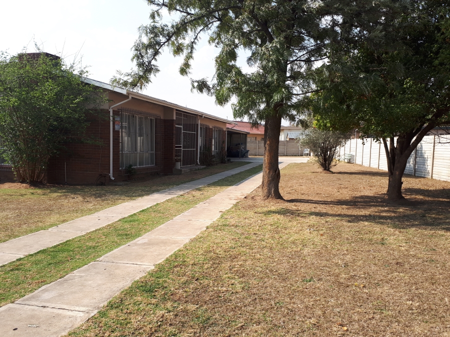 3 Bedroom Property for Sale in Sunnyridge KwaZulu-Natal