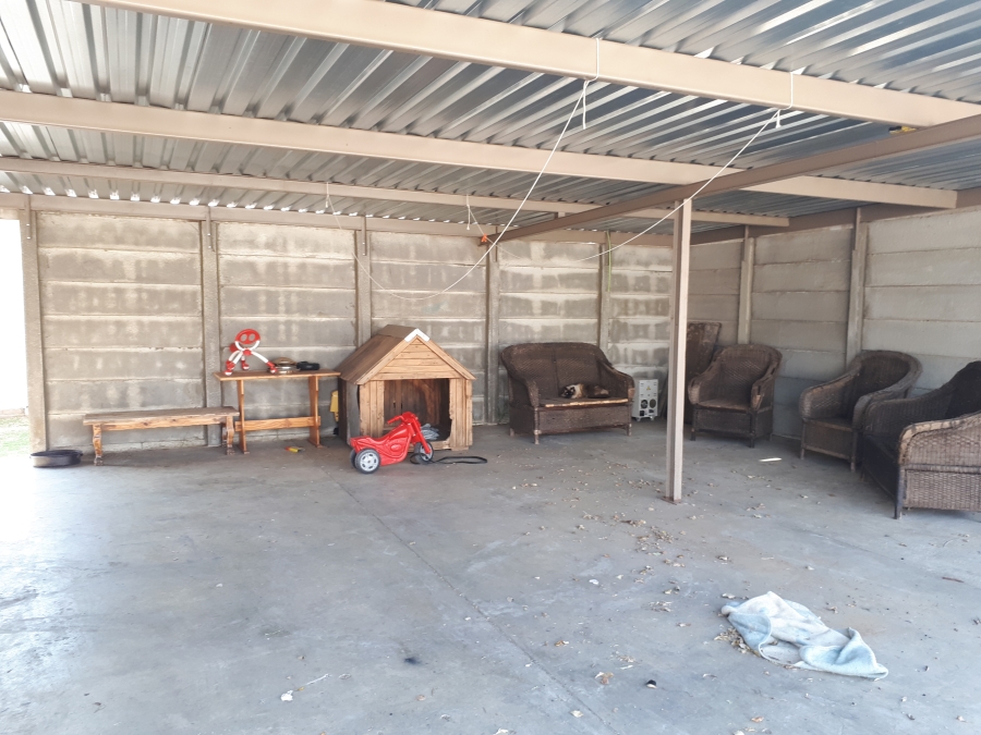 3 Bedroom Property for Sale in Sunnyridge KwaZulu-Natal