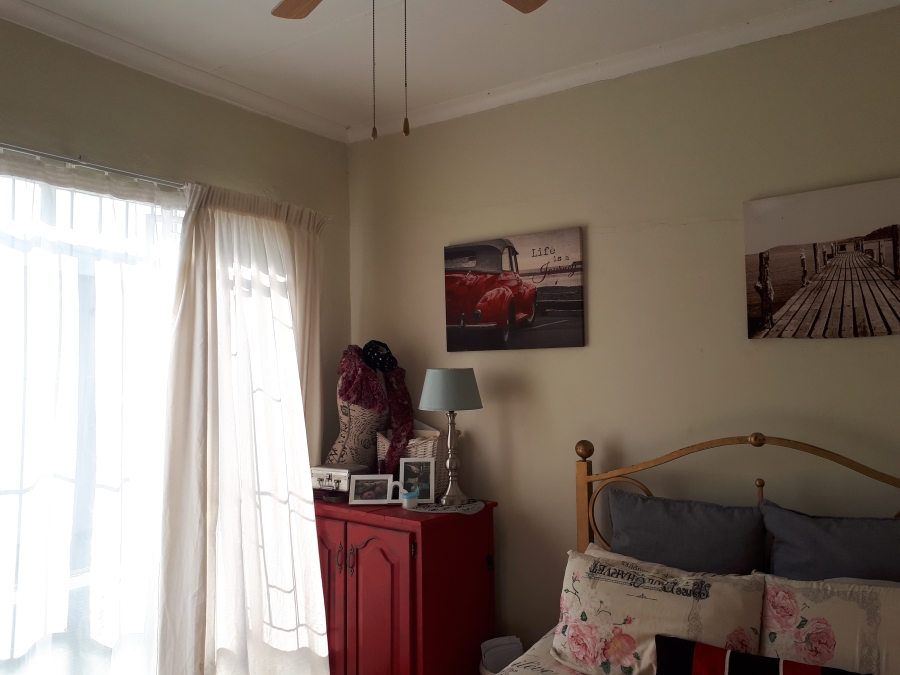 3 Bedroom Property for Sale in Sunnyridge KwaZulu-Natal