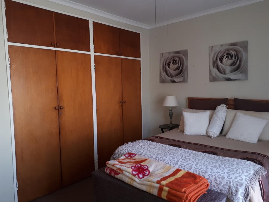 3 Bedroom Property for Sale in Sunnyridge KwaZulu-Natal